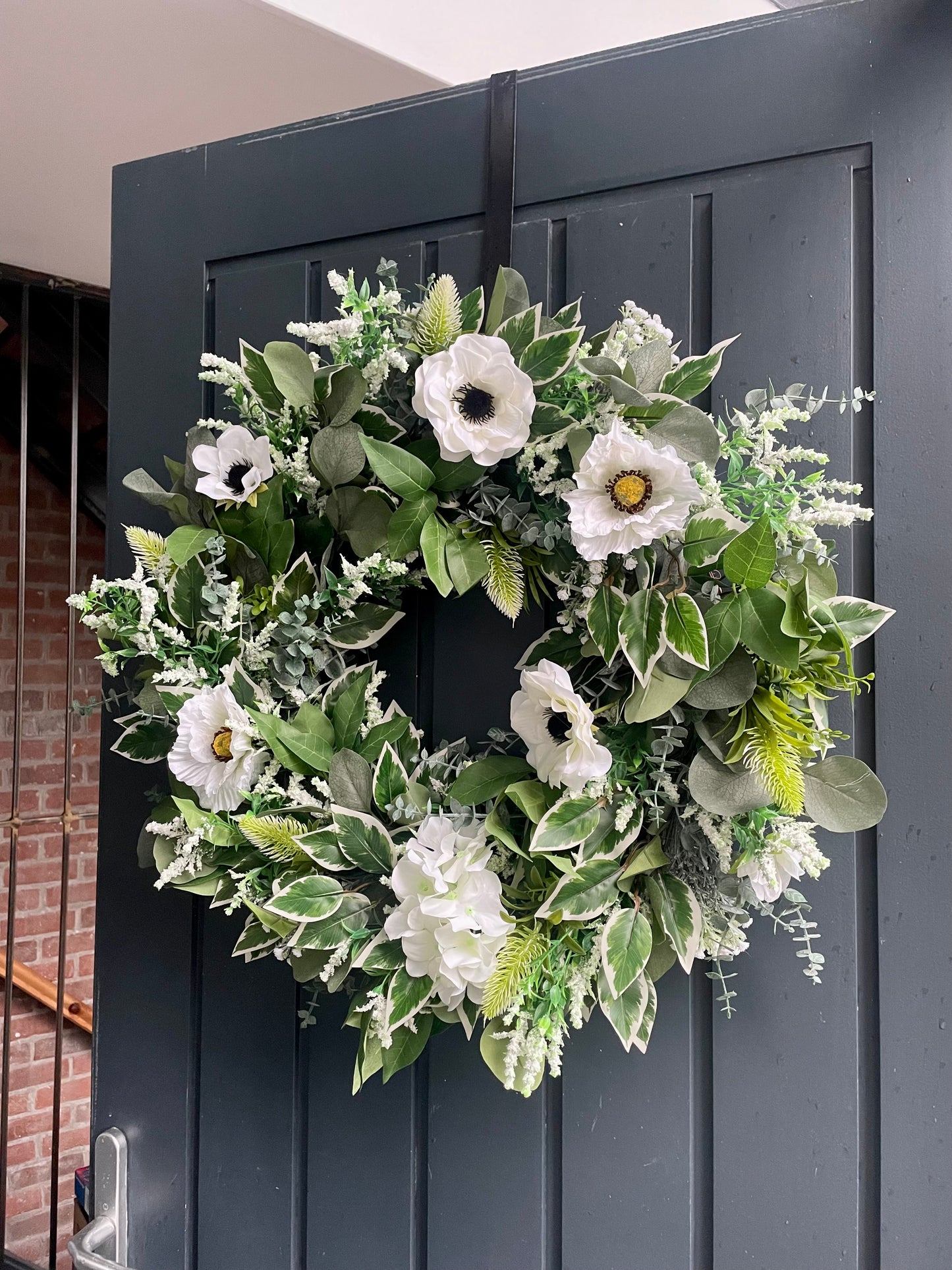 Ivory meadow wreath