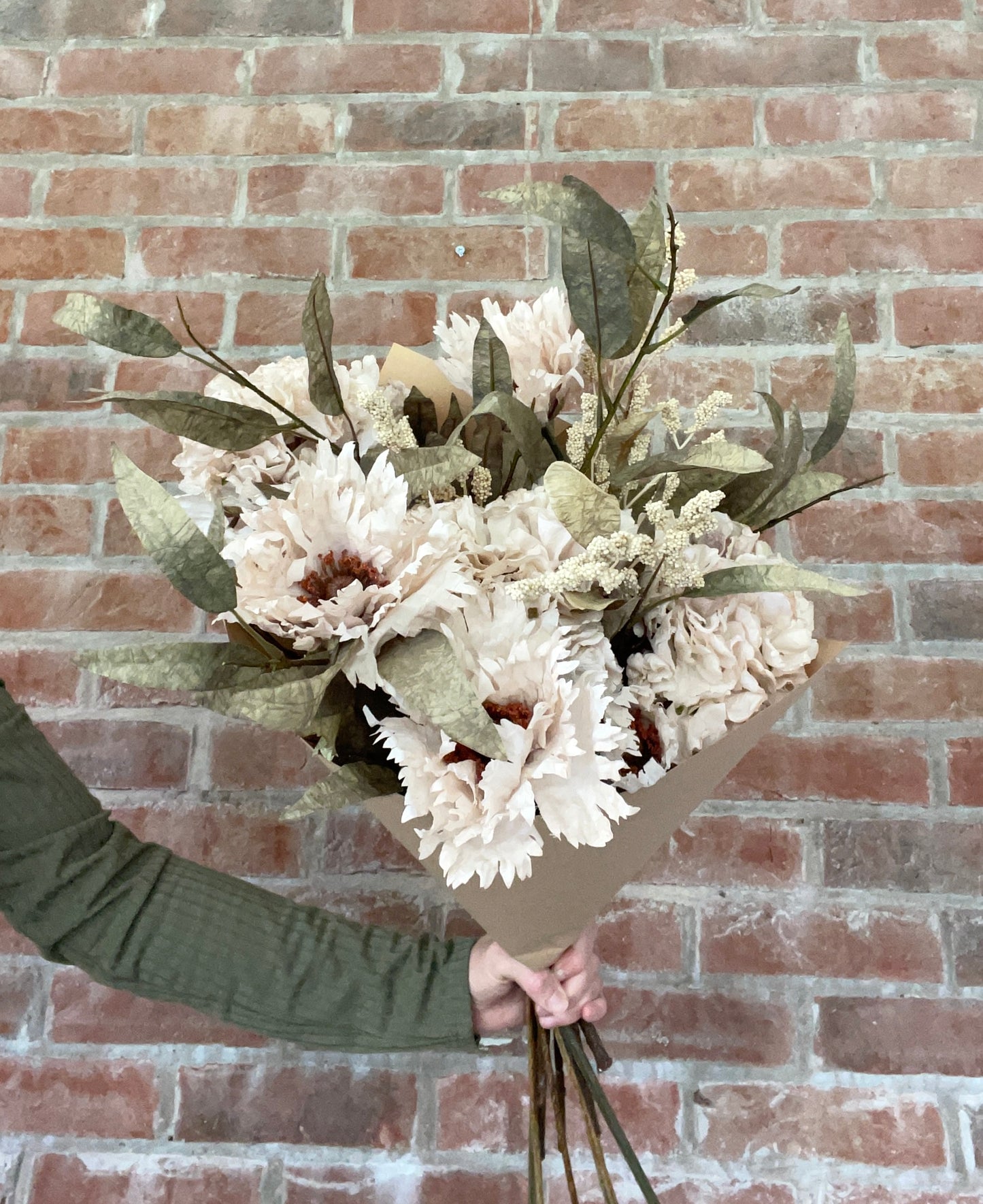Autumn hydrangea & poppy arrangement