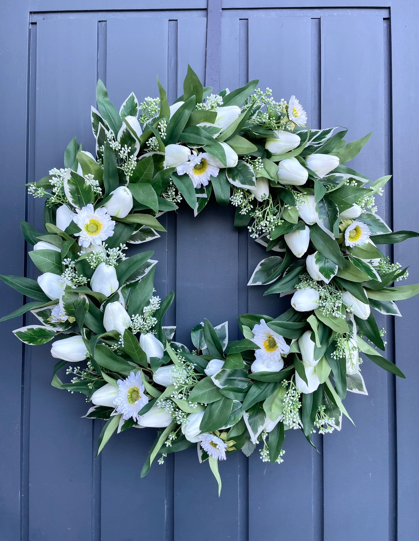 Ivory tulip wreath