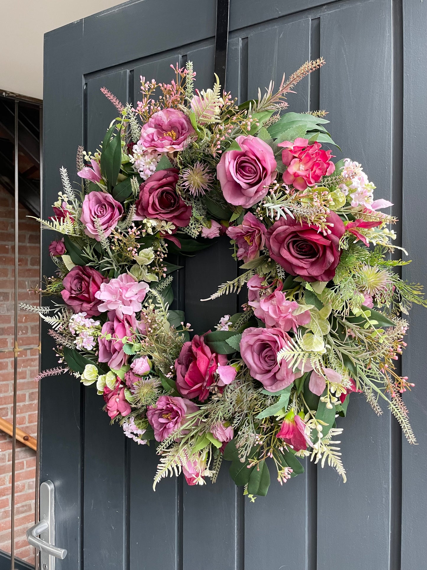 Magenta rose wreath
