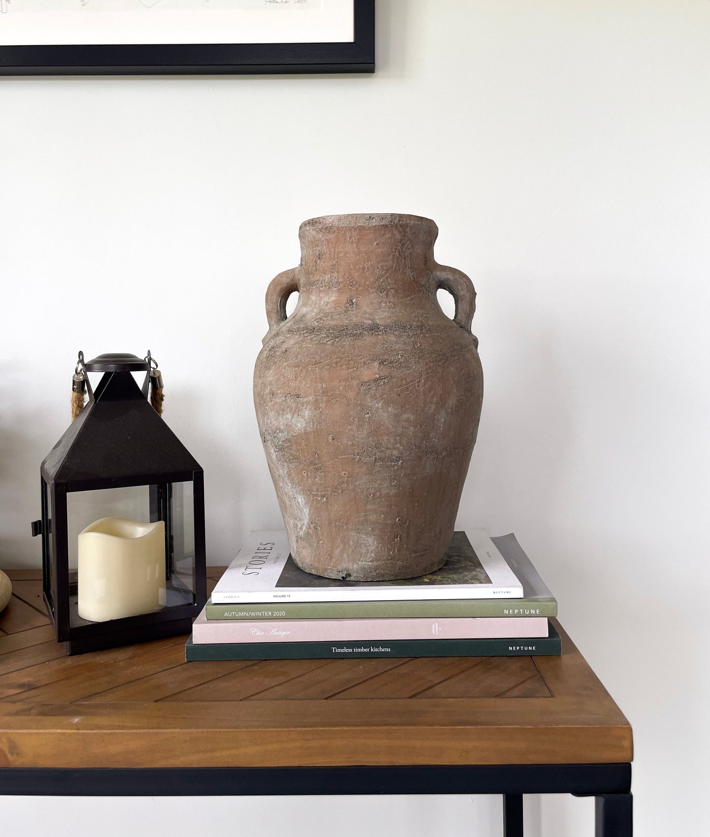 ‘Aurelia’ - Rustic terracotta pot