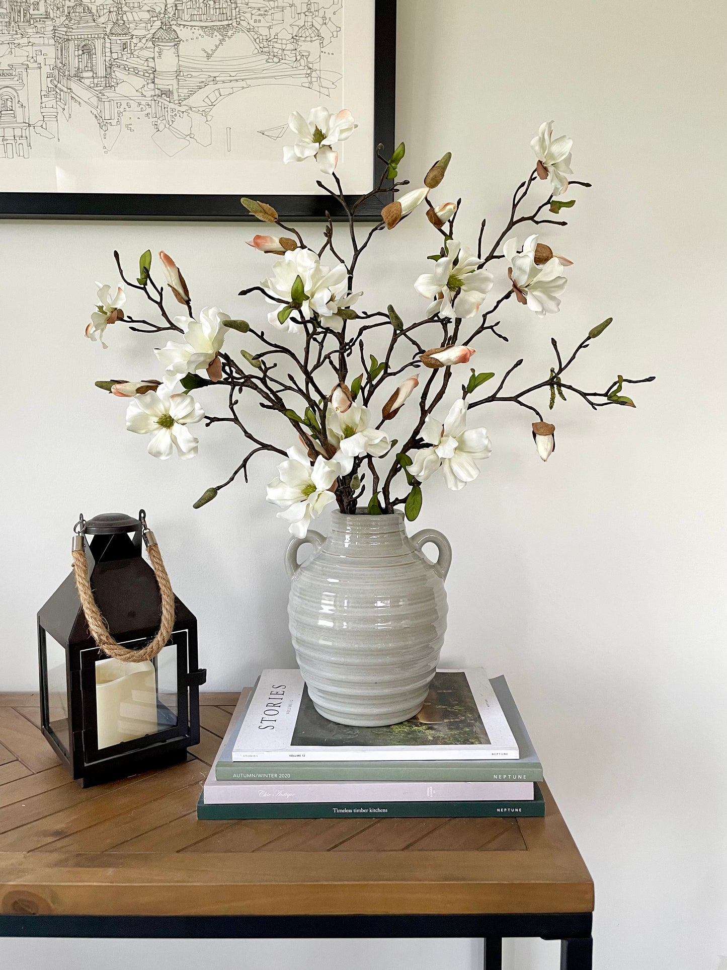 ‘Cora’ ribbed vase