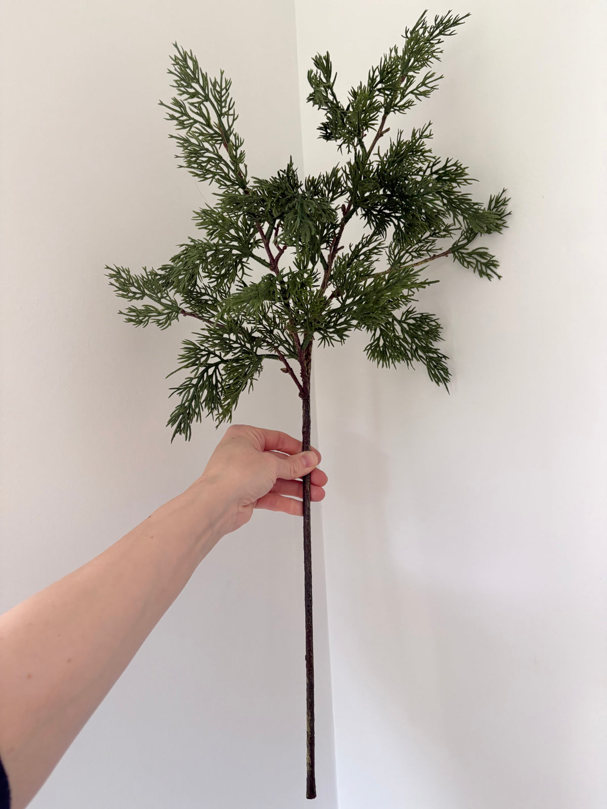 Faux juniper stem - medium