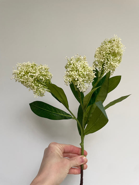 Faux skimmia stem- ivory